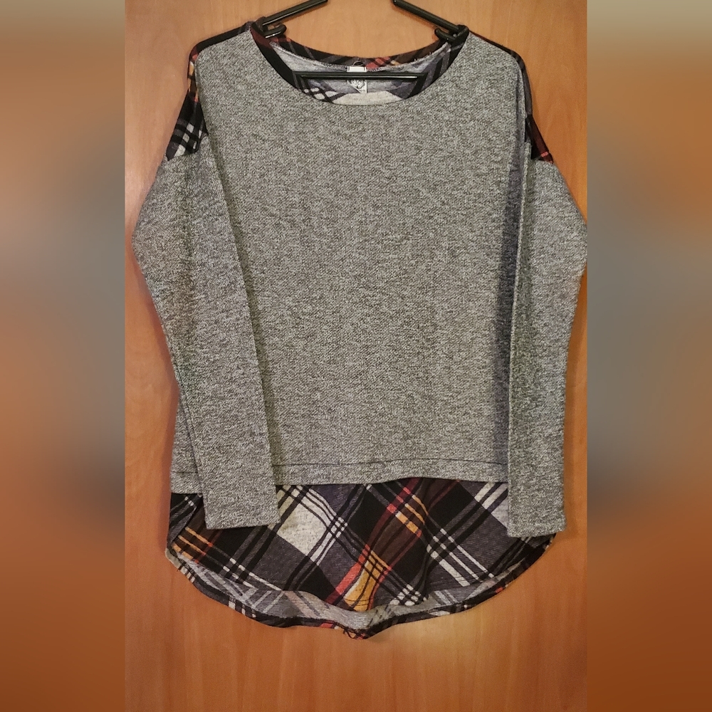 Sun & Moon Gray with Plaid